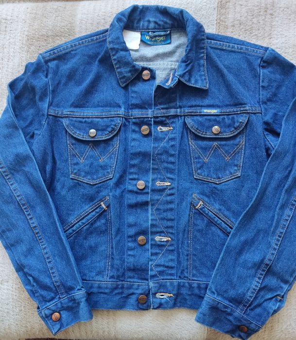 Продам винтажную джинсовую куртку wrangler  маленького размера .Malta