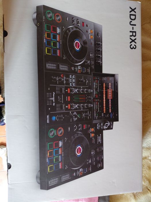 Mesa de mistura  Pioneer DJ    XDJ-RX3