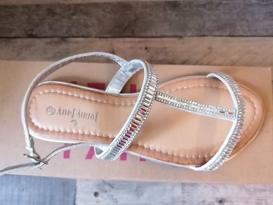 Sandały damskie srebrne