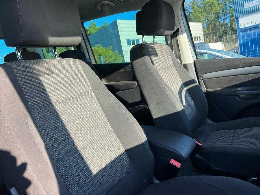 COM FINANCIAMENTO - Vende-se Volkswagen Sharan 2.0 2013