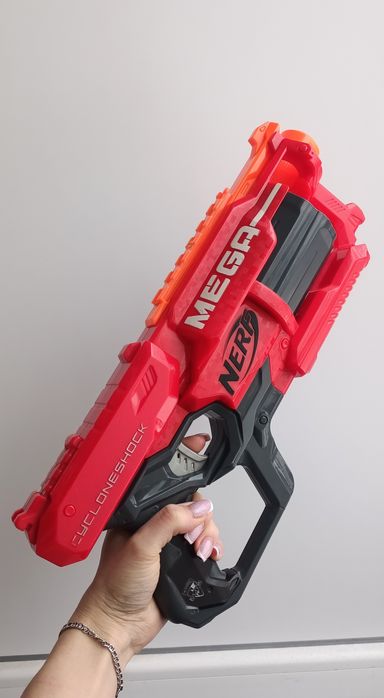 Nerf,  " бластер "