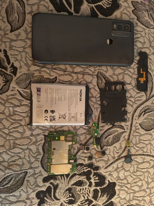 Nokia c22 запчастини
