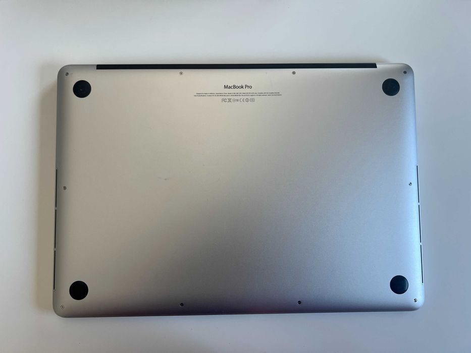 MacBook Pro Retina 15 A1398 z nową baterią