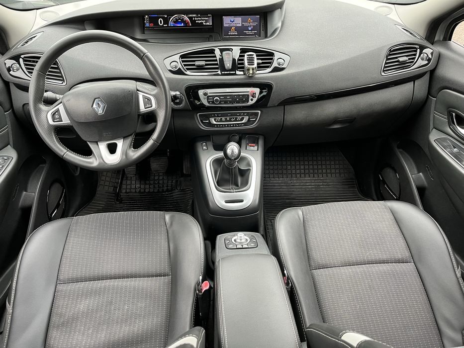 Renault Scenic 1.2 Turbo