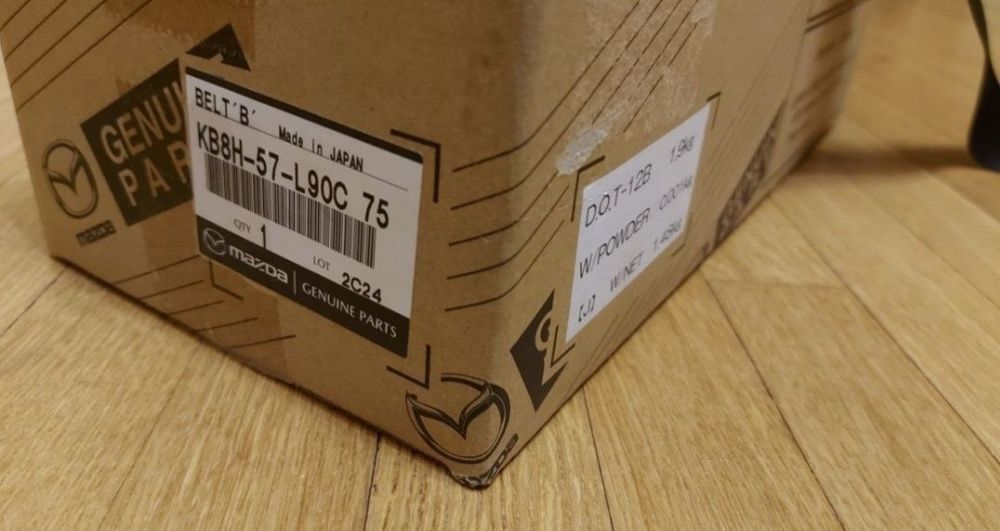 Ремінь пасок безпеки Mazda