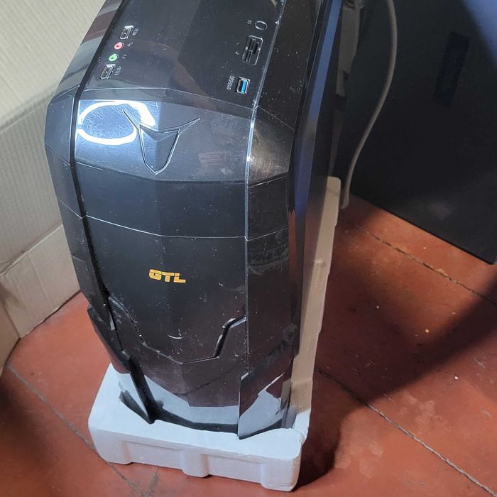 Продаю комп’ютер.