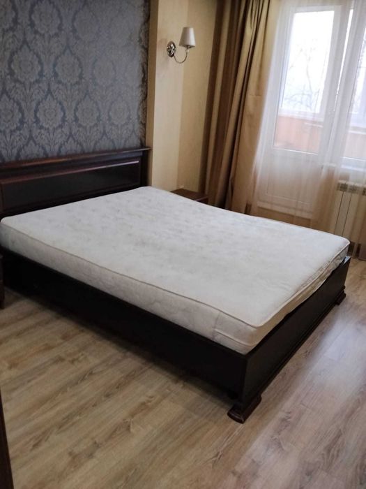 Продам кровать 160 на 200