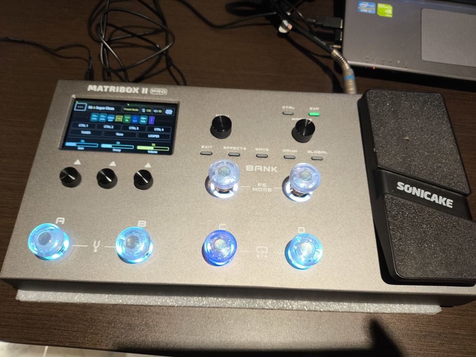 Pedaleira Matribox 2 Pro multi efeitos