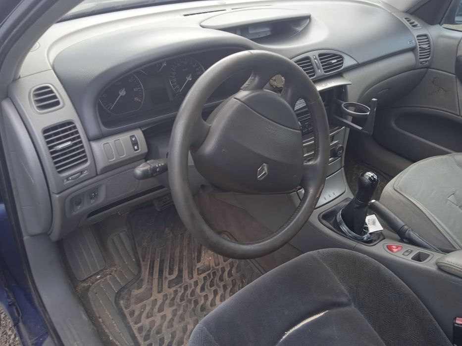 Renault laguna 2 Hatchback kombi 1.8 16v 1.9dci