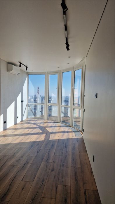 Натяжные потолки,Натяжні стелі.