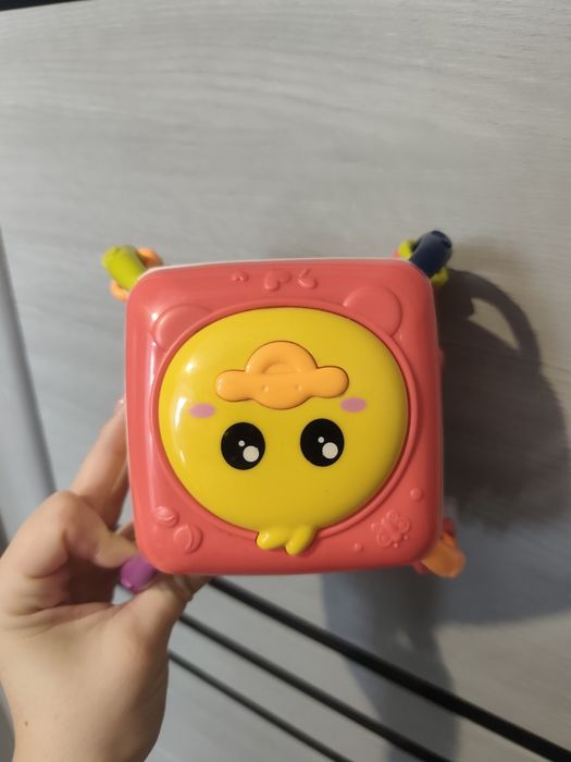 Музична іграшка для немовлят