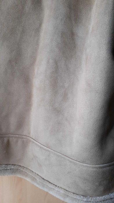 Casaco quente com capuz castanho  el corte inglés M