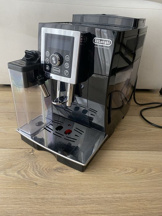 Ekspres ciśnieniowy DeLonghi Cappucino ECAM23.460.B Cappuccino