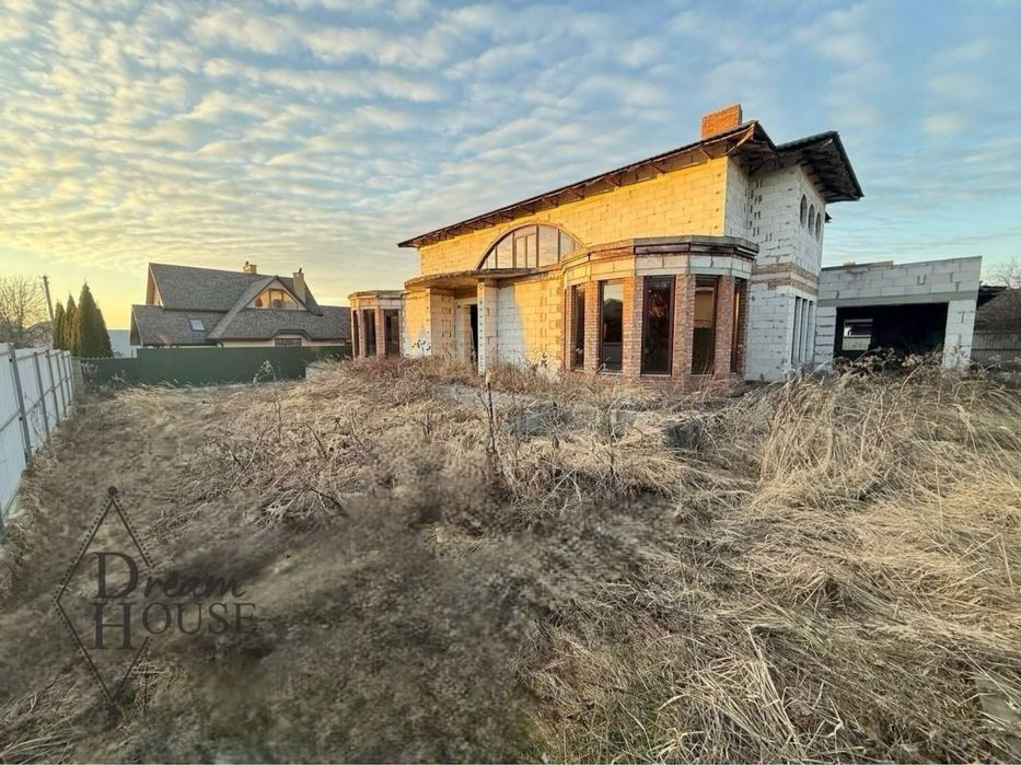 Продаж незавершеного будівництва житлового будинку
