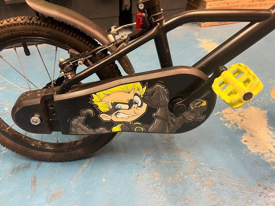 Rower dziecięcy b twin dark hero 500 stan bardzo dobry koła 16’