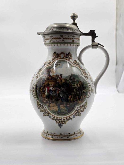 Porcelanowy dzban do wina z cynową pokrywką 1986 #228 Stylowy Węgrów