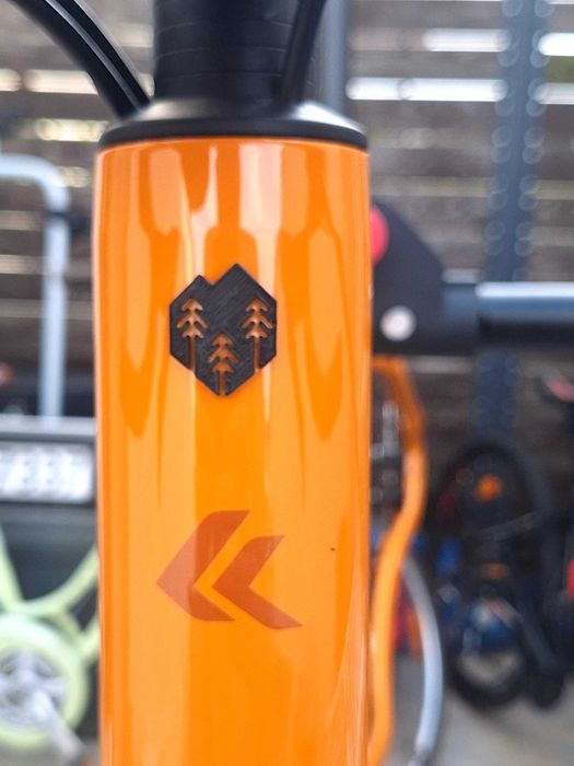 Kross Esker emblemat 3D samoprzylepny