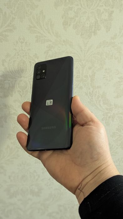 Samsung a51 4/128 гарний  стан