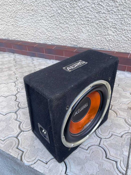 Савбуфер в комплекті з підсилювачем та проводами