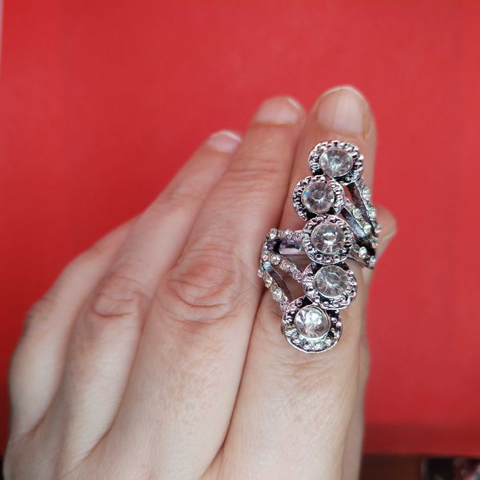 ANEIS (8) 1 unid- 3€; 2 unid- 4€; 3unid- 5€