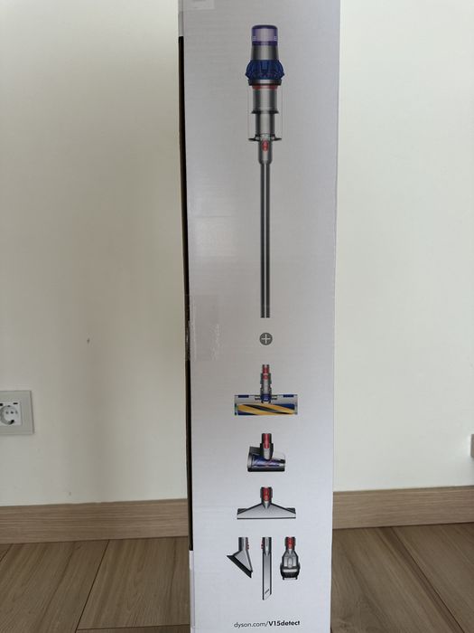 Dyson v15 detect Fluffy