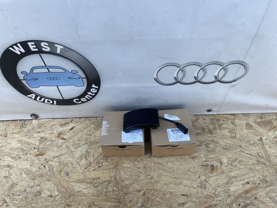 Кришка радара передньої решітки радіатора Audi кришка радара ауді