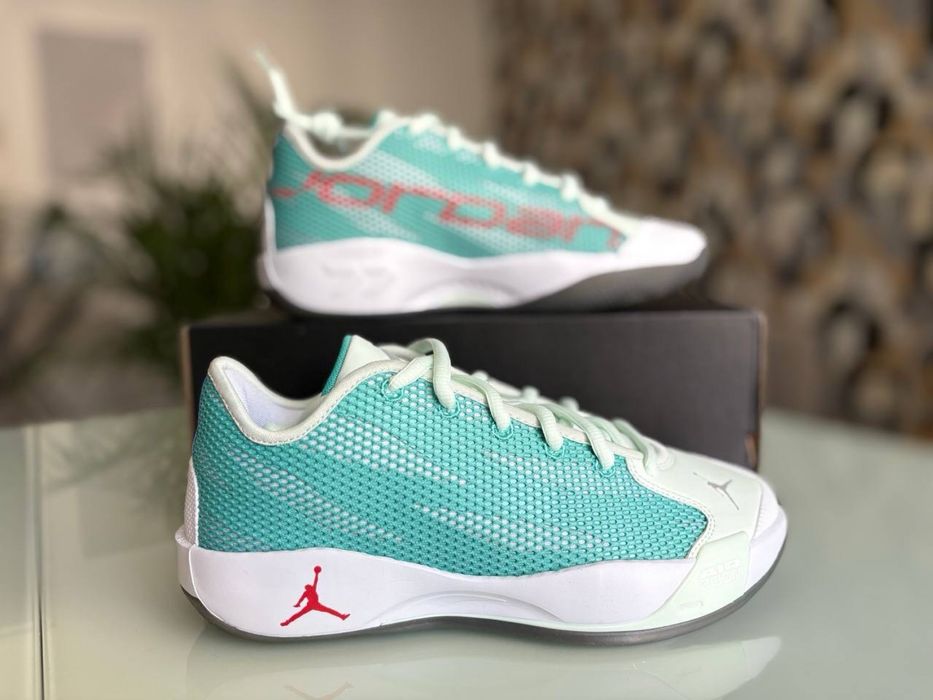 Nike Jordan/Кросівки найк