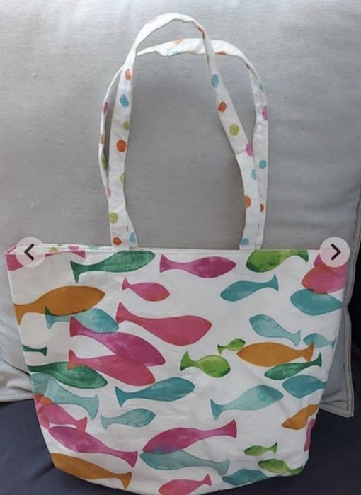 Malas artesanais e unicas, malas redonda, às riscas...