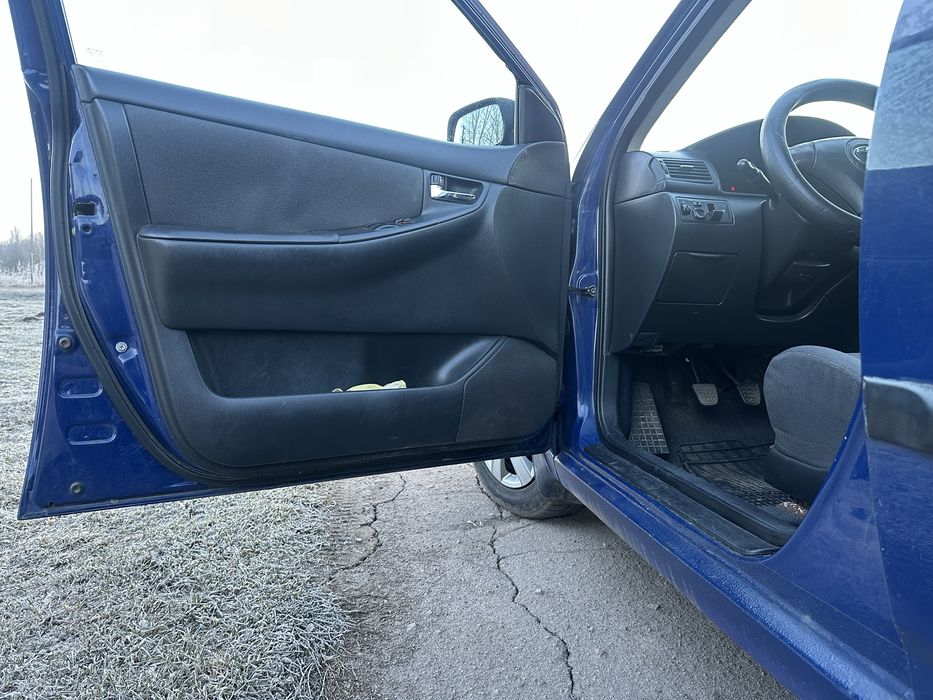 Продам  Toyota Corolla 2.0 D4D