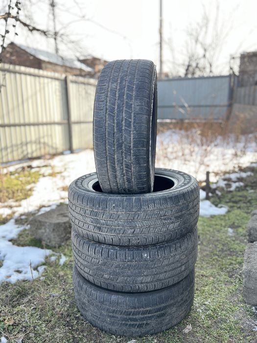 Резина GoodYear Viva 3 all season 215/55R16