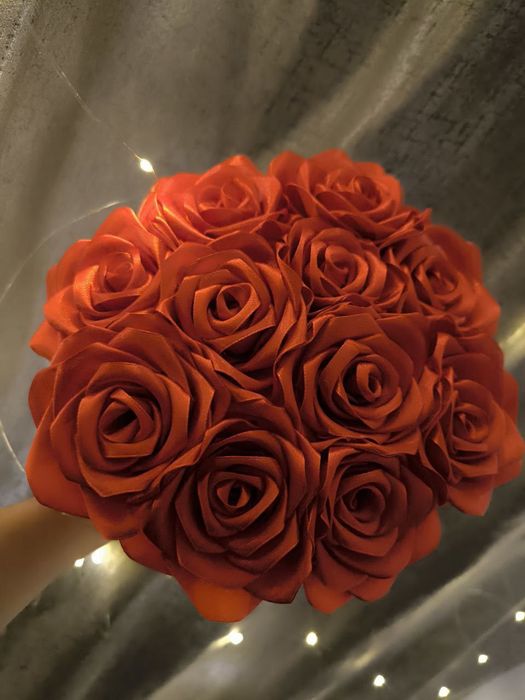 Букети з атласної стрічки, квіти ручної роботи