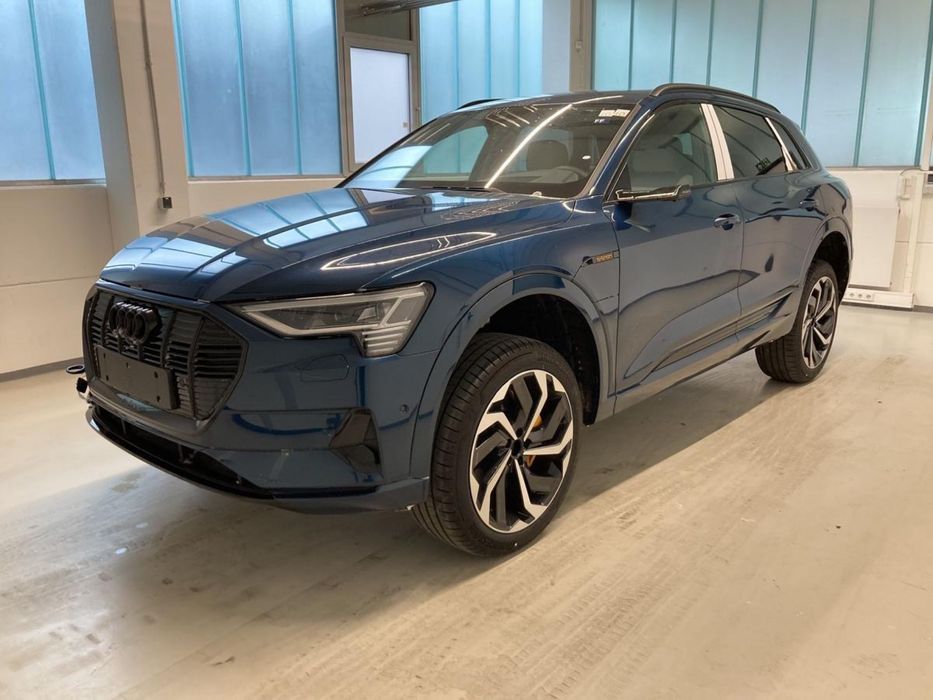 Бампер Audi E-Tron