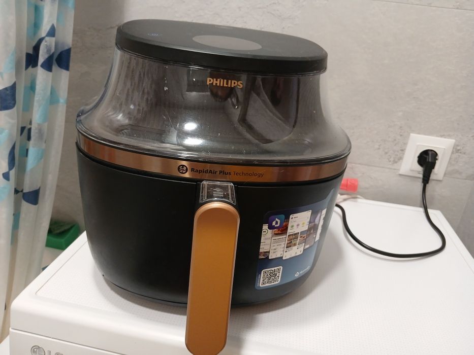 Продам аерогриль  Philips моделі NA332/00 на запасні деталі