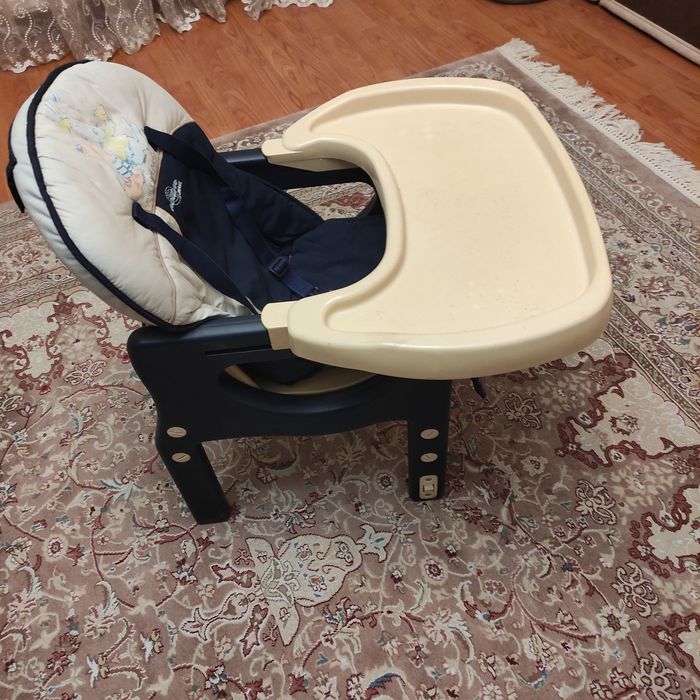 Крісло дитяче для годування+стіл.