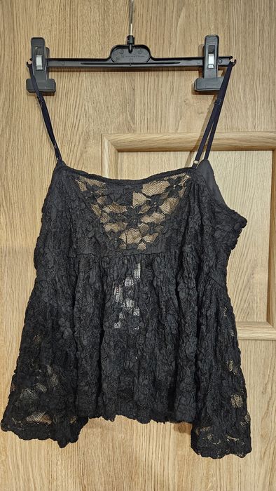 Bluzka czarna koronkowa rozmiar L - nowa