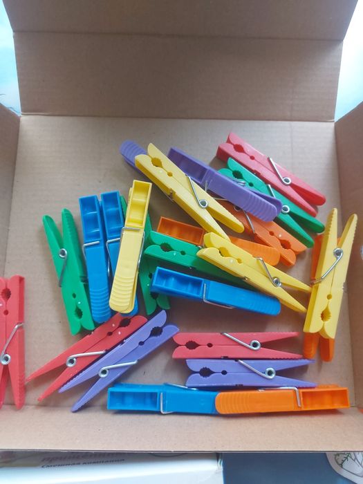 Игра с прищепками Vladi Toys+ Пазлы на 4 года