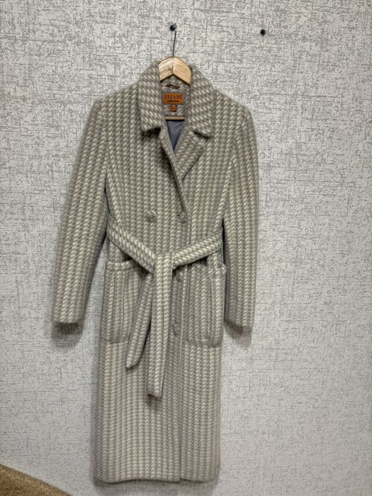 Продам пальто з альпаки від бенду ЕMMAS