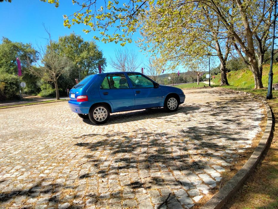 Citroen Saxo EXCLUSIVE com apenas 136000 Km REAIS