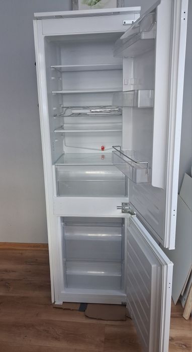 Lodówka IKEA EFFEKTFULL A+ sprawna w dobrym stanie odbiór od ręki