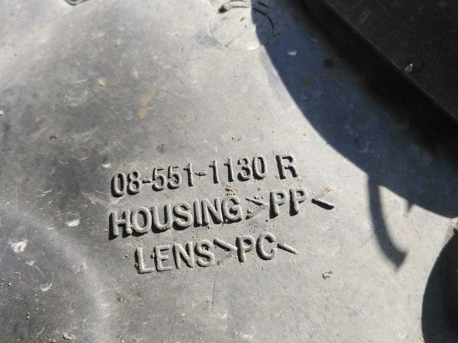 Farol Direito Renault Clio II Fase I 1.9D