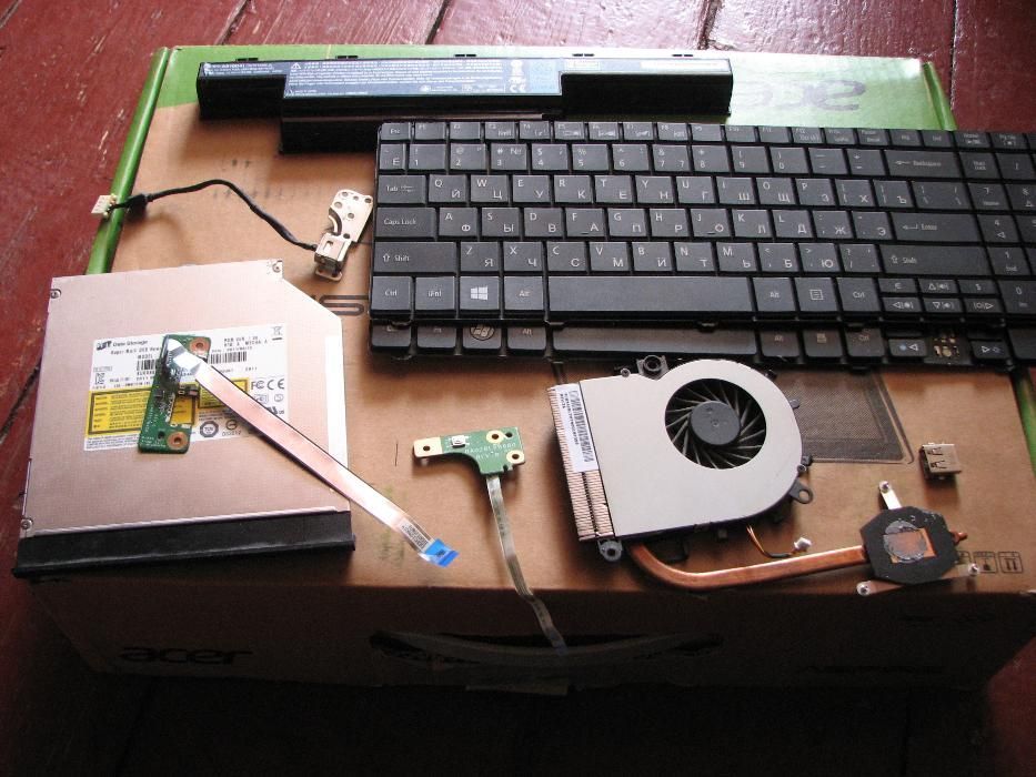 Ноутбук Acer Aspire 5749Z разборка