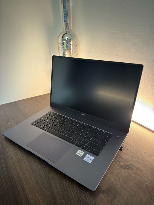 Huawei Matebook D15 i5