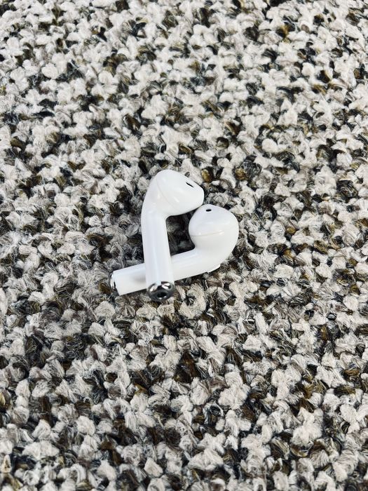 Airpods навушники