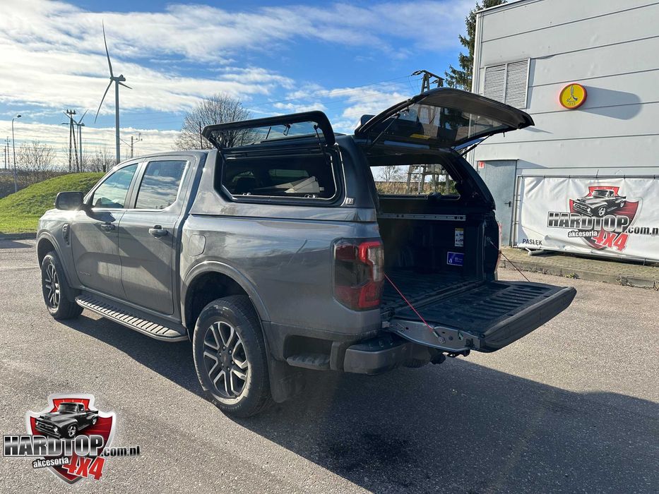 Zabudowa PREMIUM HARDTOP Ford Ranger 2023+ VENTURE Szyby