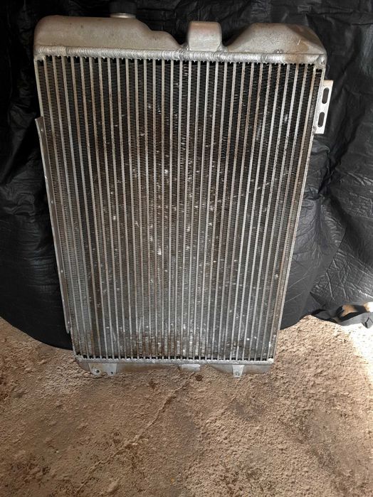 Chłodnica komatsu wb97s5