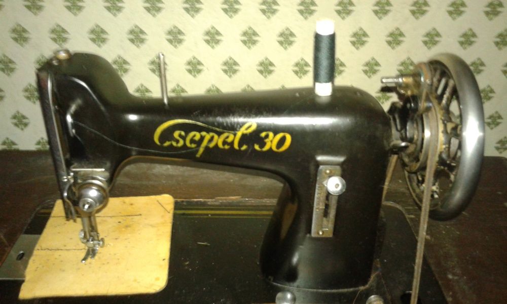 Швейная машинка