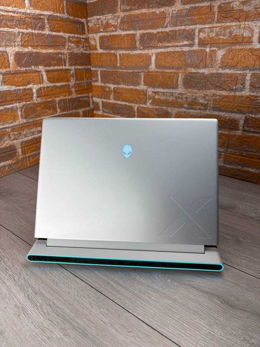 16ʼʼ 480Гц Alienware x16 R2/ RTX 4060 8gb/ Ultra 7 155H/1tb/16gb/ DDR5