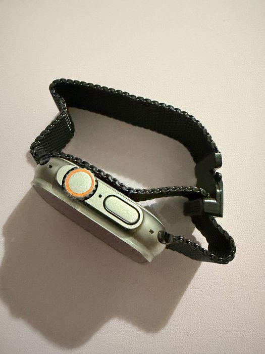 Apple Watch Ultra - GPS + Cellular