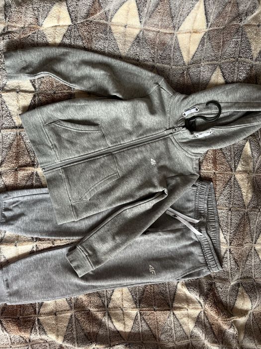 Теплий костюм 4f