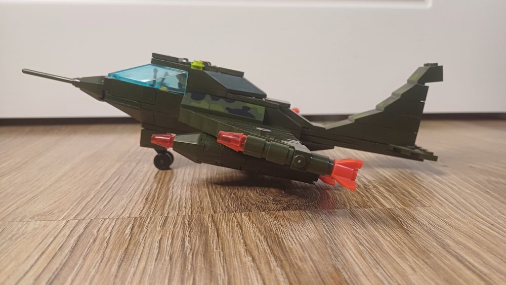 Конструктор Brick, літак